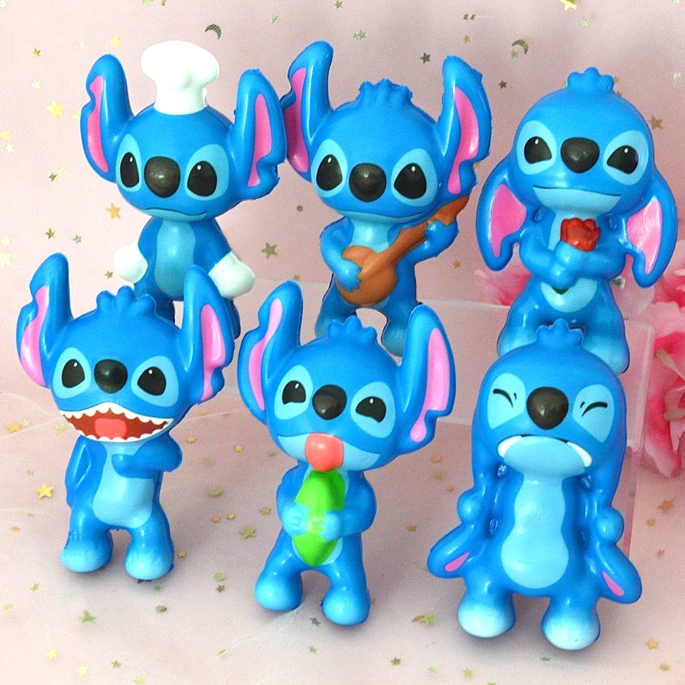 des squishy en forme de stitch dans différentes poses et expressions mignonnes. Effet antistress garanti tout en mignonnerie !