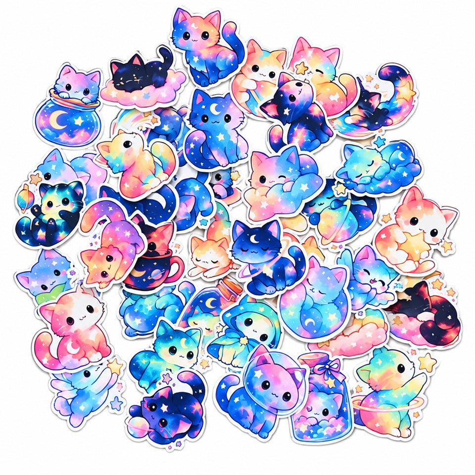 Lot de stickers chats galaxie kawaii aux couleurs pastel, décorés d’étoiles, lunes et motifs célestes dans un univers magique et coloré.