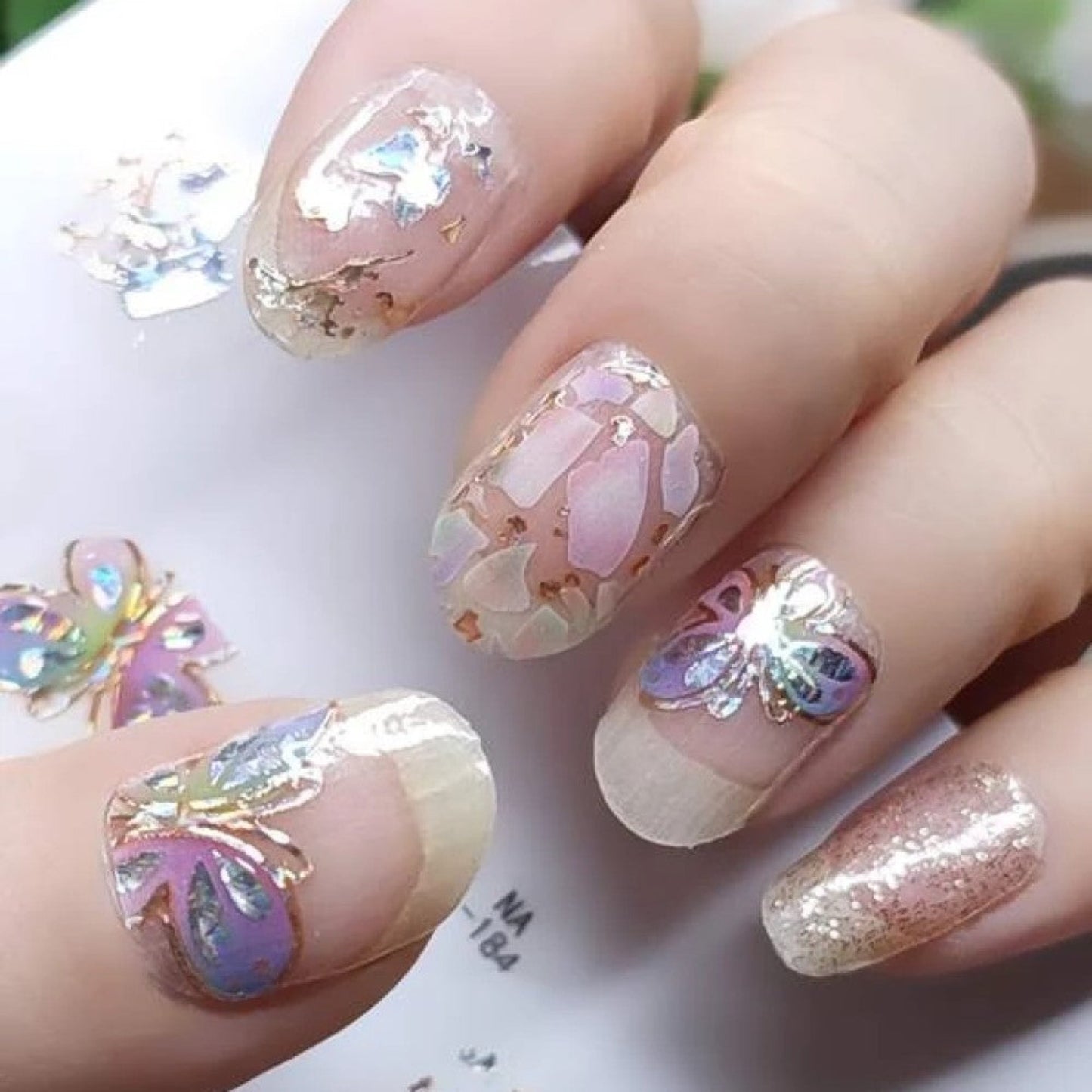 Stickers nail art papillons dorés