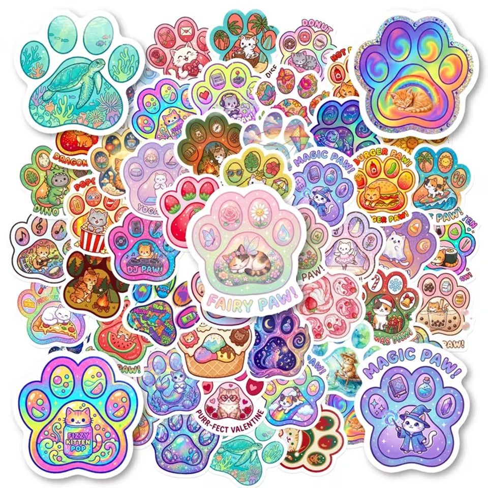 une jolie collection de stickers en forme de pattes de chat colorées dans lesquelles se trouvent des scénettes adorables de chat dans des situations de la vie quotidienne : danse, musique, au bureau etc... Idéals pour personnaliser enveloppes, cahiers, cartes etc...