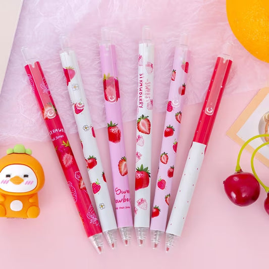 des stylos au design de fraises ultra gourmandes. Dans des tons de couleur rose, rouge et blanc, ils sont ultra gourmands et trop mignons !